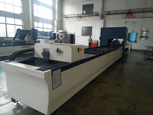 3000 واط الكربون الصلب آلة القطع بالليزر 220 مم CNC أنبوب اللكم آلة 120m / دقيقة