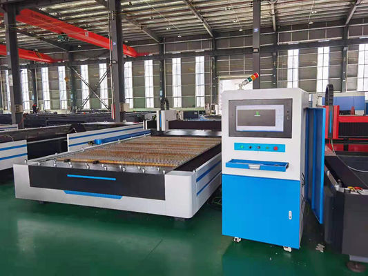 آلة القطع بليزر الألياف CE CNC WSX ضمان 3 سنوات 1KW 2KW 3KW 4KW 6KW 8KW 12KW 15KW
