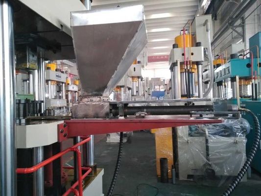 آلات الضغط الهيدروليكية 100Ton Salt Block Tablet صنع الماشية الأغنام 11KW 600mm
