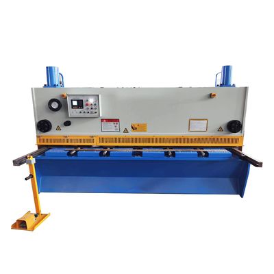 7.5KW CNC آلة القص الهيدروليكية سمك 8 مم لحماية الإصبع