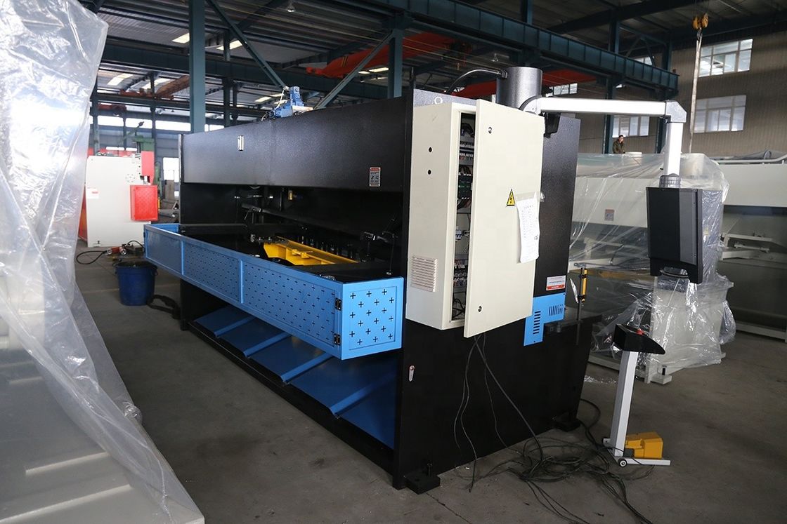 ماكينة قص هيدروليكية 3200 مم CNC لمحرك مؤازر E21S DA360 من الفولاذ المقاوم للصدأ